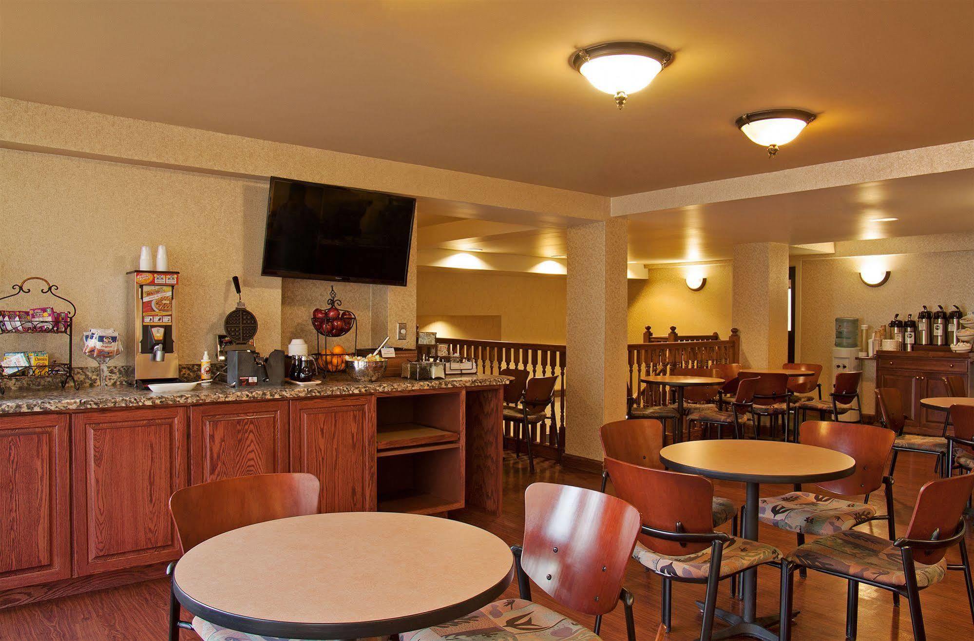 הוליוק D. Hotel Suites & Spa מראה חיצוני תמונה